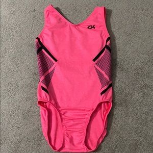 GK Hot pink Leo